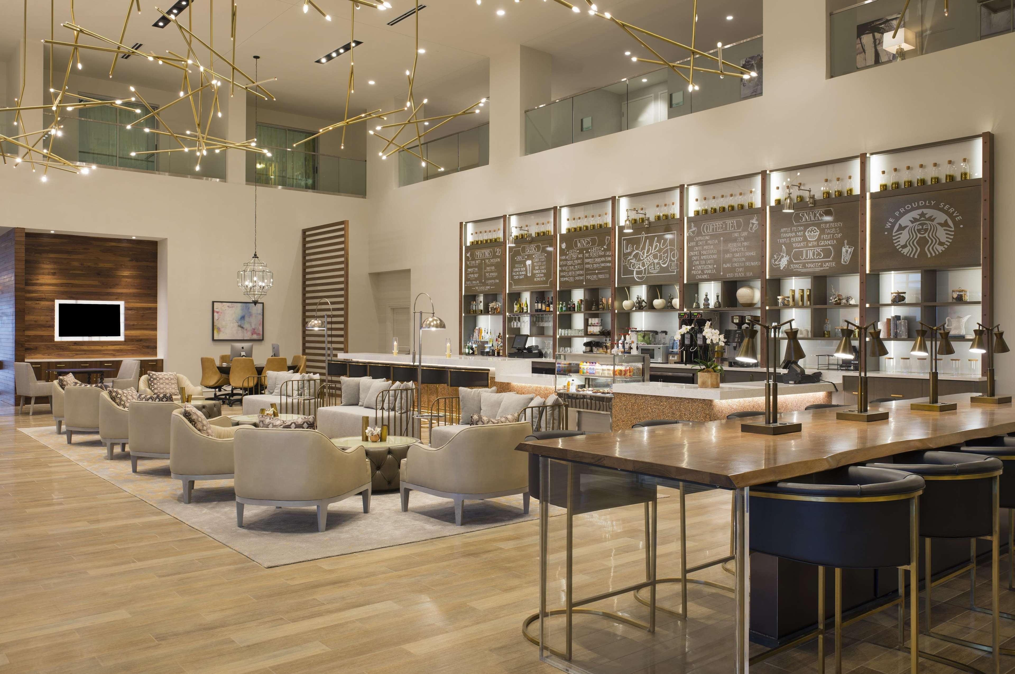 Doubletree By Hilton Hotel Dallas - Love Field Eksteriør bilde