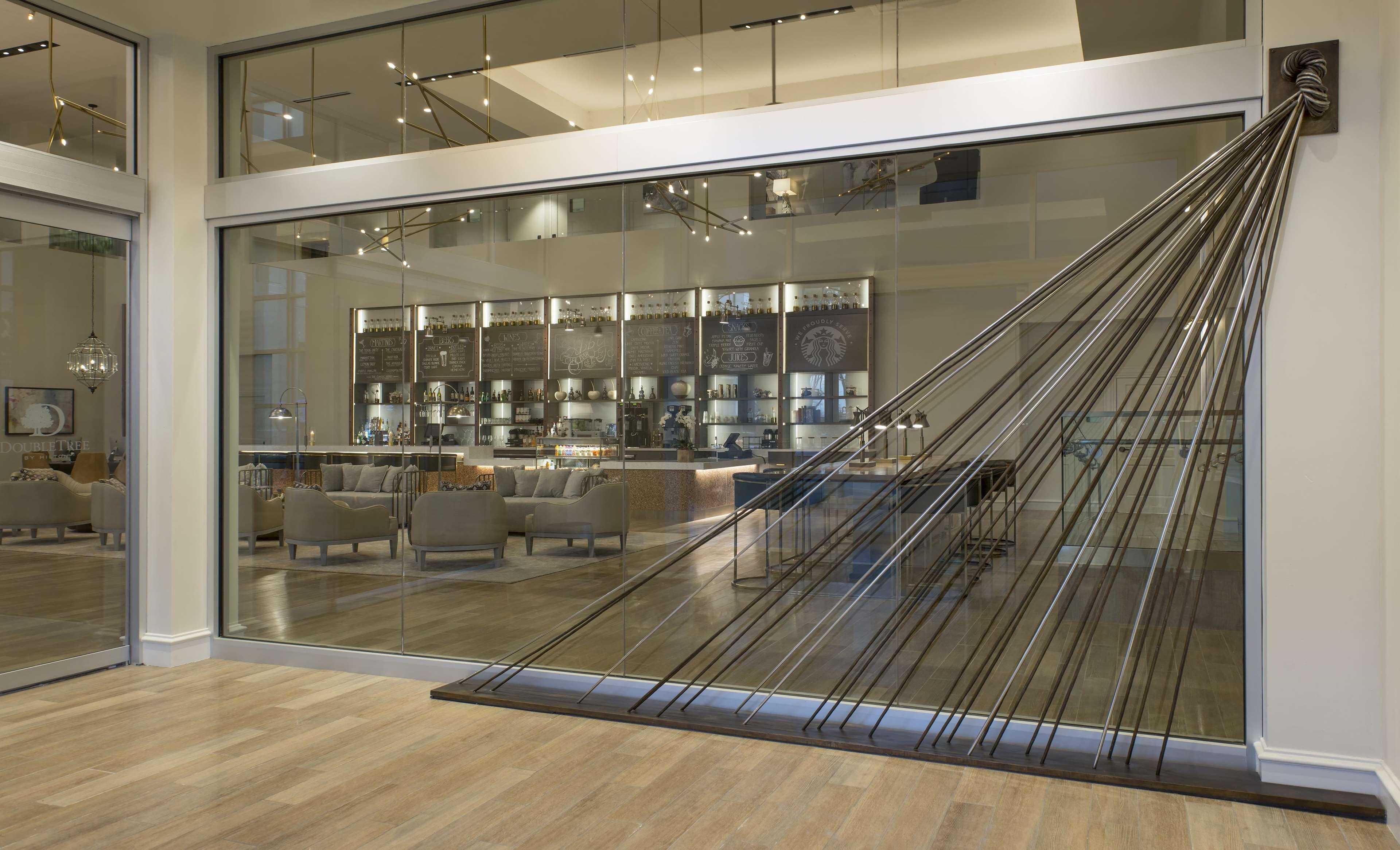 Doubletree By Hilton Hotel Dallas - Love Field Eksteriør bilde
