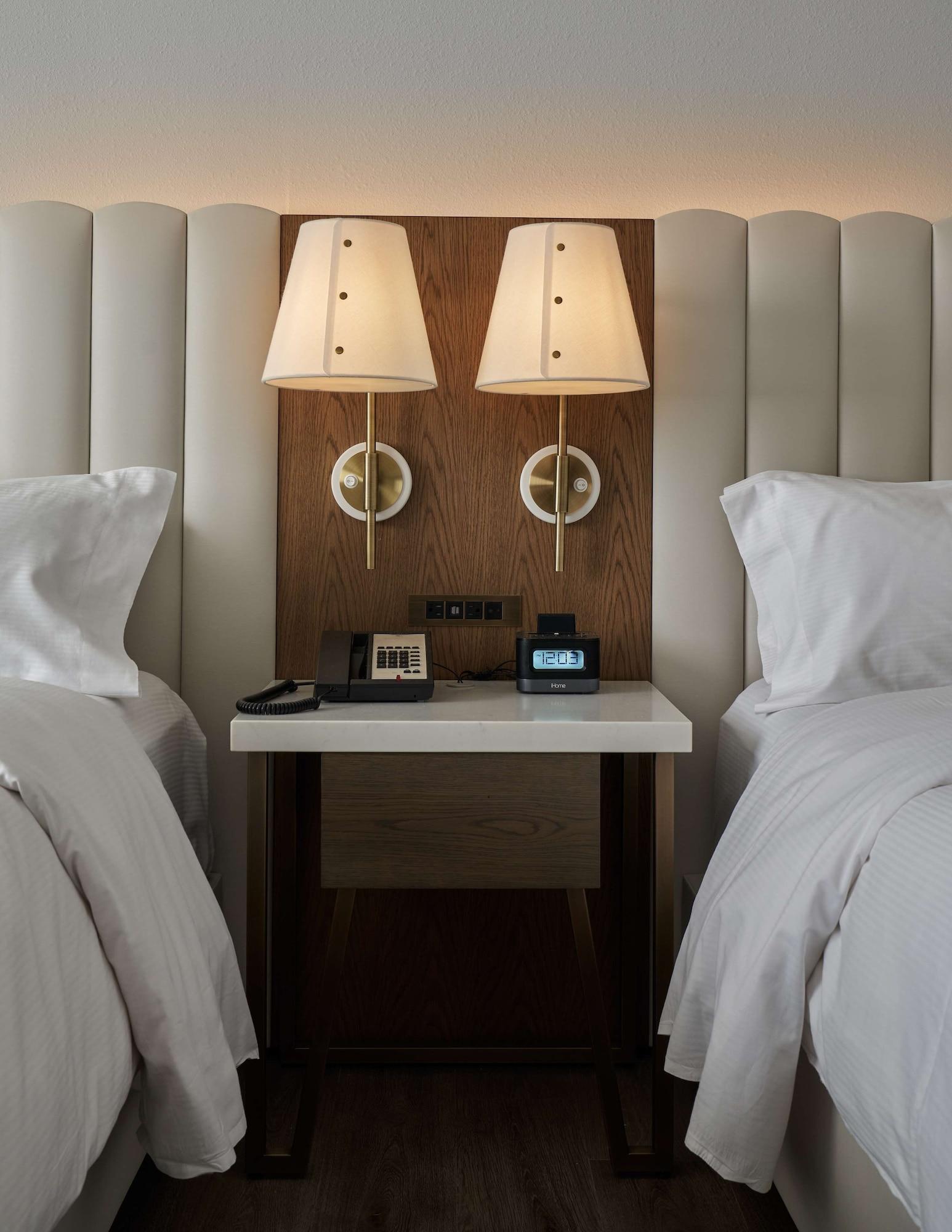 Doubletree By Hilton Hotel Dallas - Love Field Eksteriør bilde