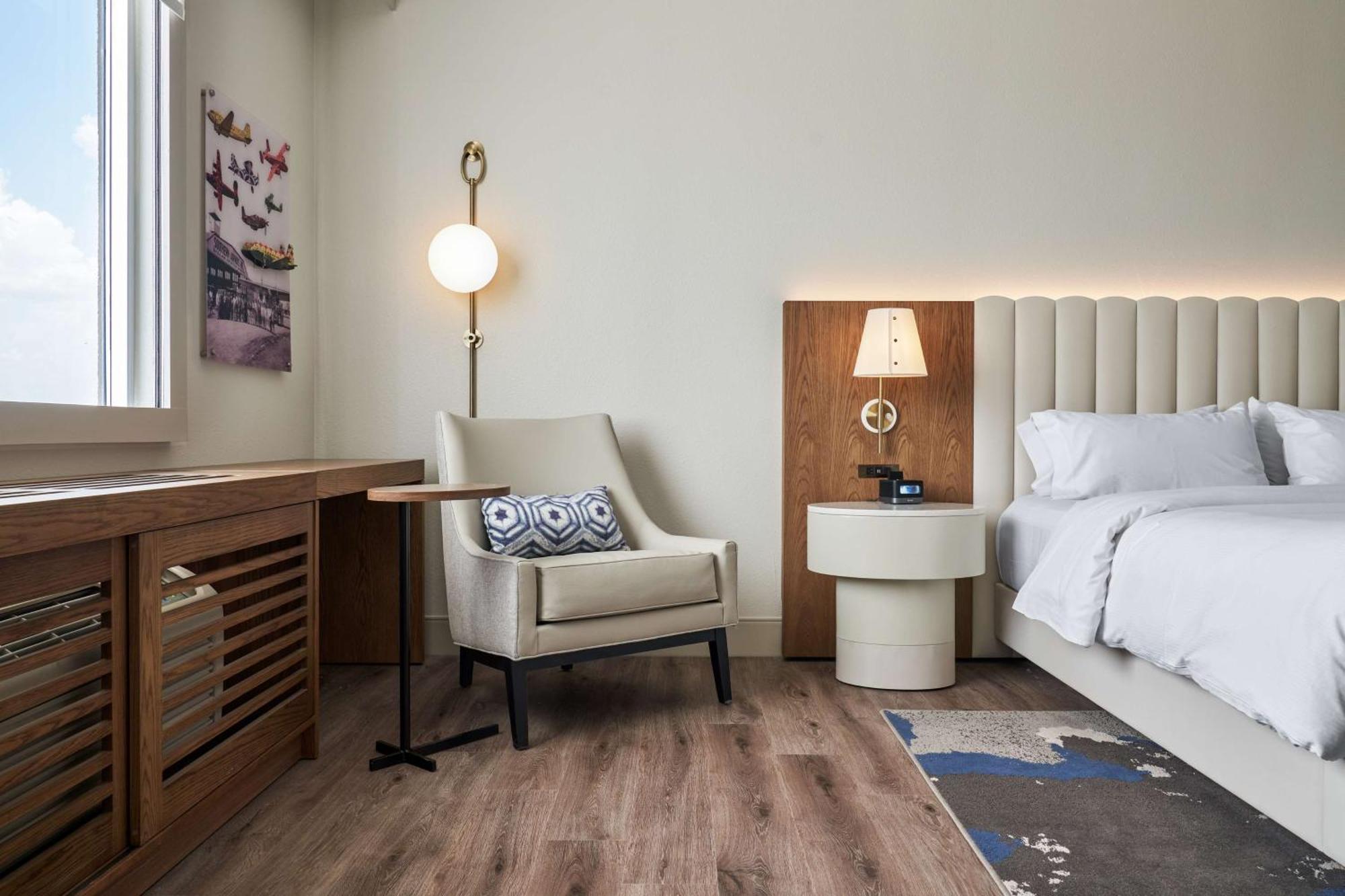 Doubletree By Hilton Hotel Dallas - Love Field Eksteriør bilde